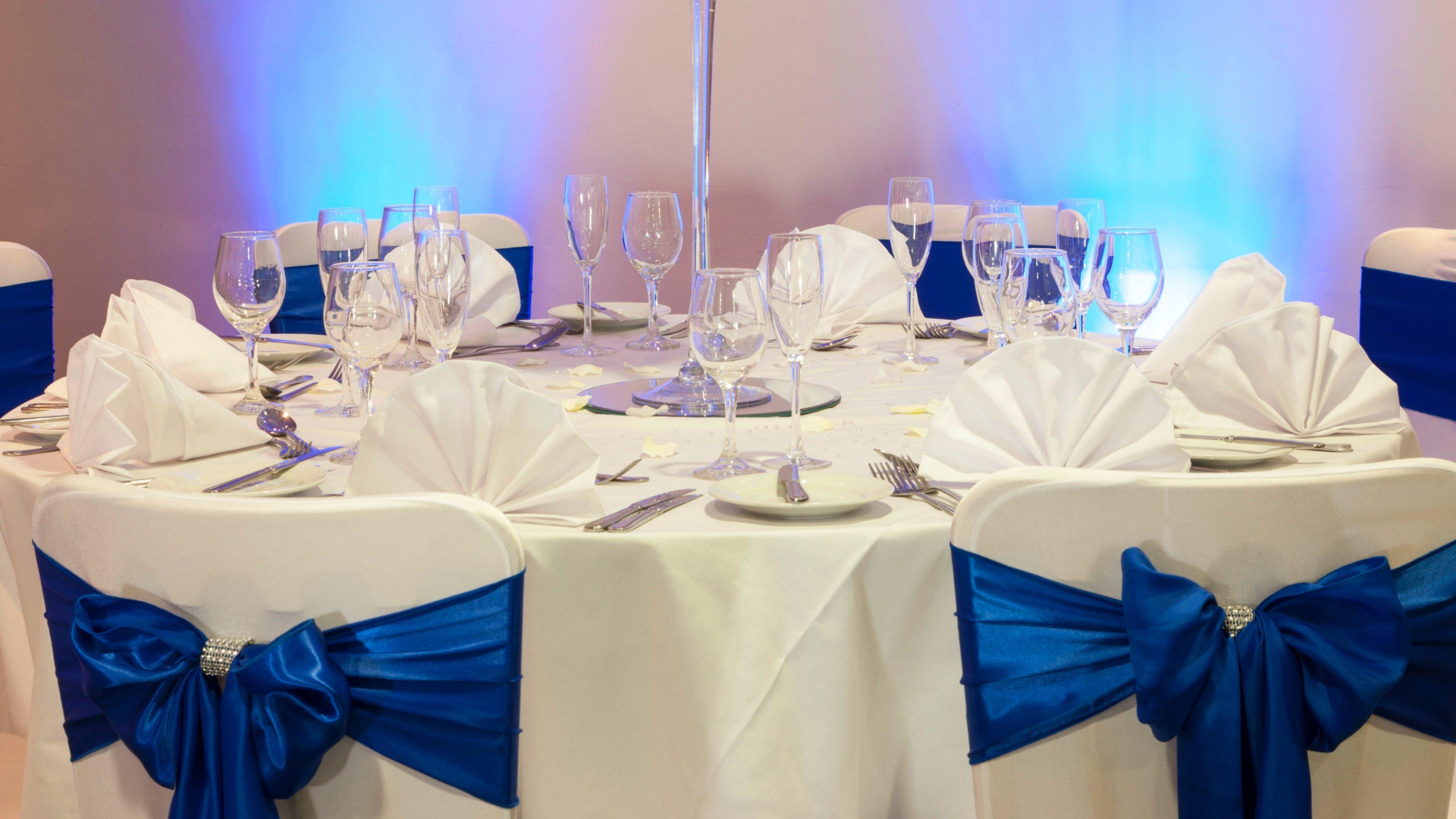 Holiday Inn Swindon By Ihg Екстериор снимка