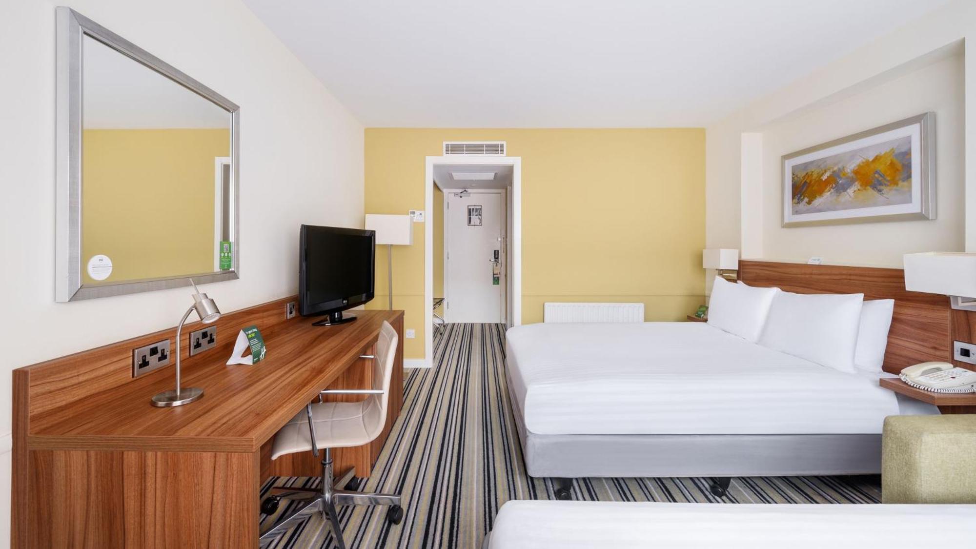 Holiday Inn Swindon By Ihg Екстериор снимка